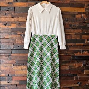 Vintage 1970s Green Plaid Maxi Dress | Long Sleeve Shirt Dress